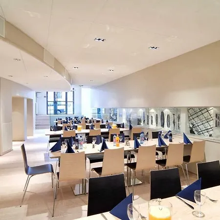 Mercure Parc Des Expositions 4*